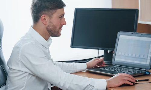 একাধিক User অ্যাক্সেস